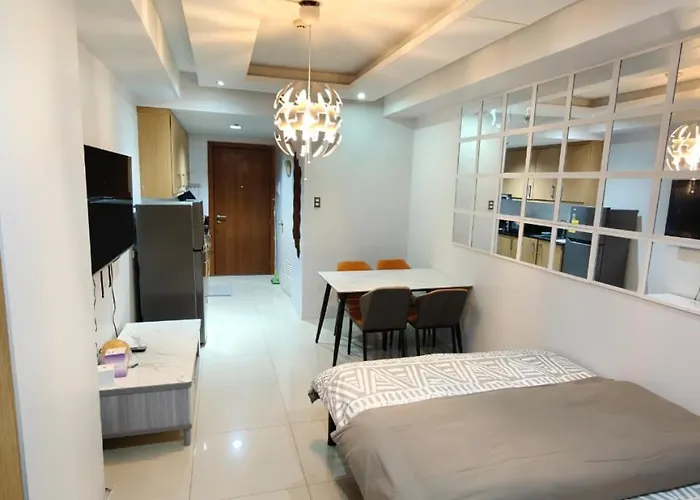 Shell Residences Moa View By Kathy 4* Manila